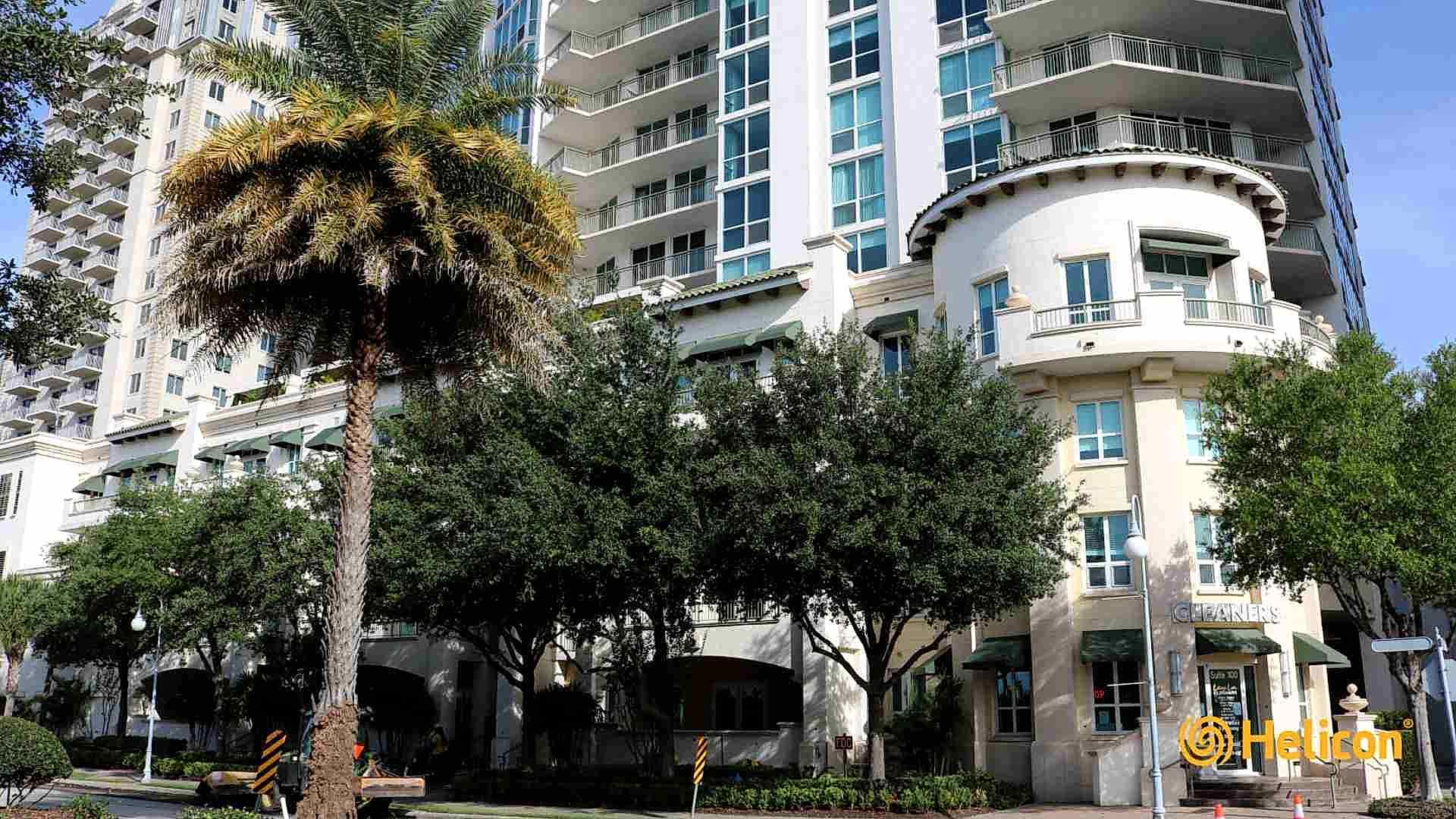 harbour island plaza