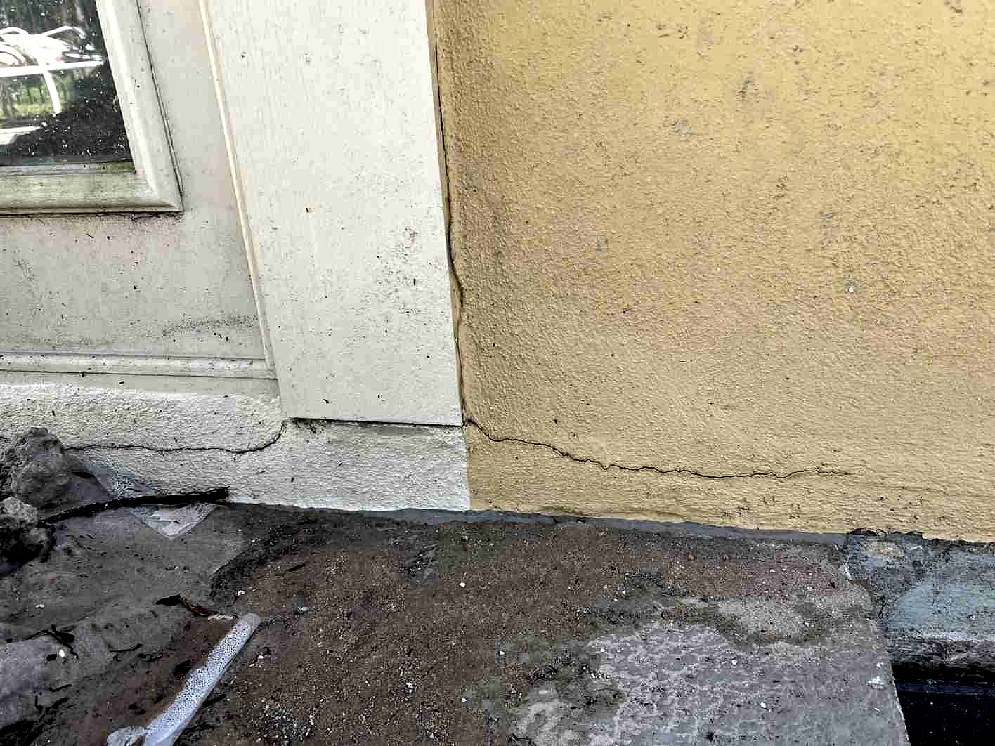 foundation cracks