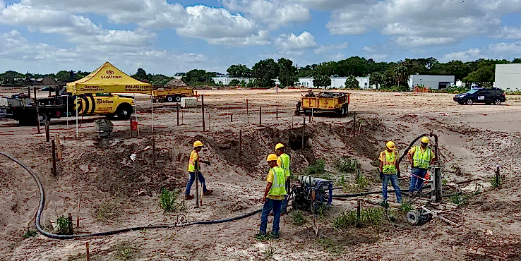 commercial-compactiongrouting Helicon crew completing compaction grouting on a pre-construction site